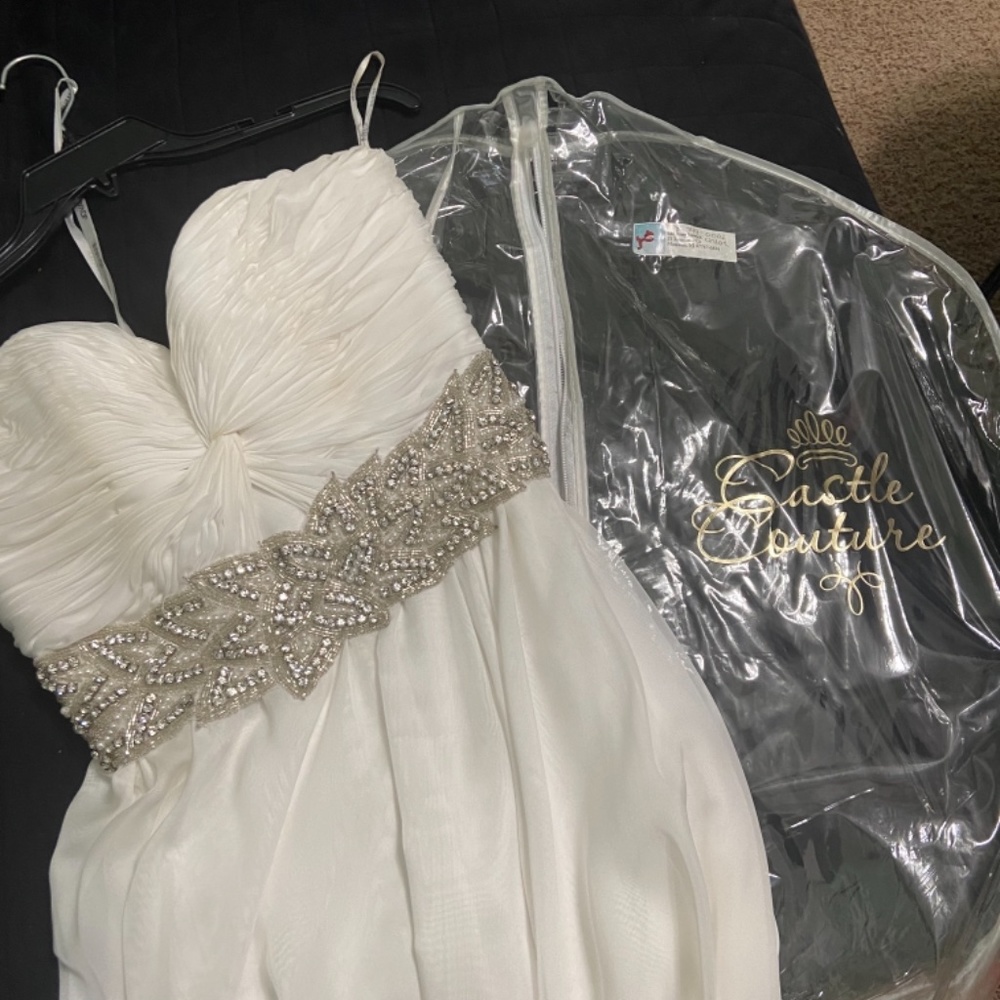 JOVANI white prom/formal/wedding strapless full length gown - Picture 2 of 3